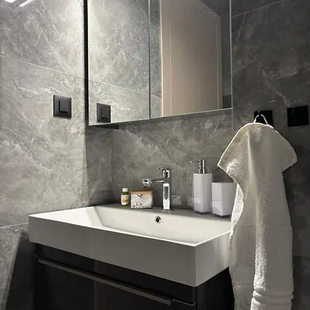 Sapphire Coast Residences Апартаменты Сплит